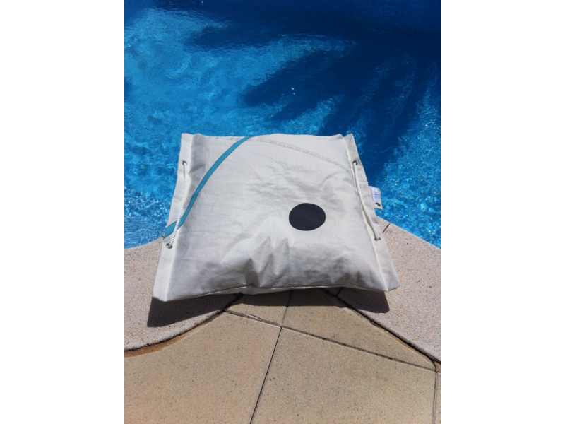 COUSSIN DE SOL ROND ANTHRACITE TURQUOISE COUSSIN DE SOL ROND ANTHRACITE TURQUOISE