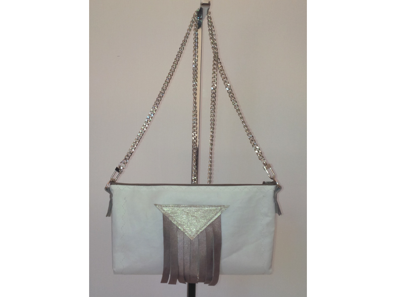 POCHETTE CHAINETTE LONGUE FRANGES CUIR POCHETTE CHAINETTE LONGUE FRANGES CUIR