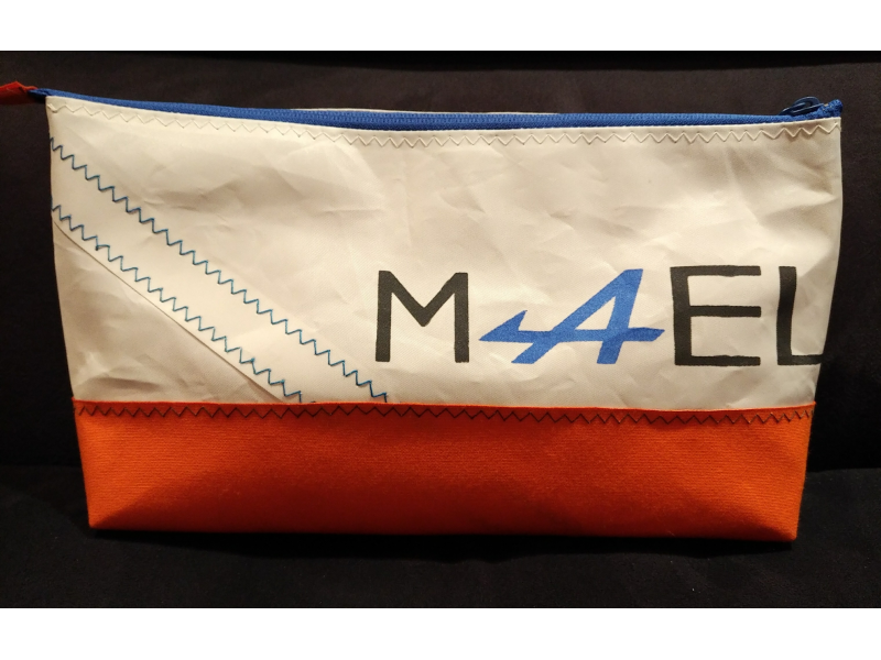 TROUSSE DE TOILETTE PERSONNALISEE FOND ORANGE PEINTURE TROUSSE DE TOILETTE PERSONNALISEE FOND ORANGE PEINTURE